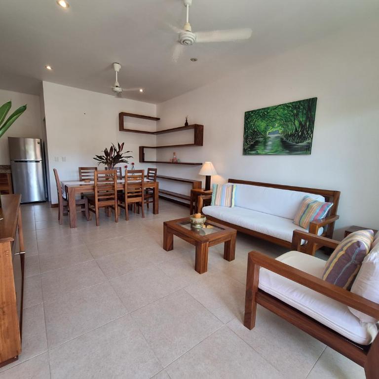 Tortugas uno cero tres 2 BR Starlink AC pool parking - Apartamento de 2 dormitorios - 18
