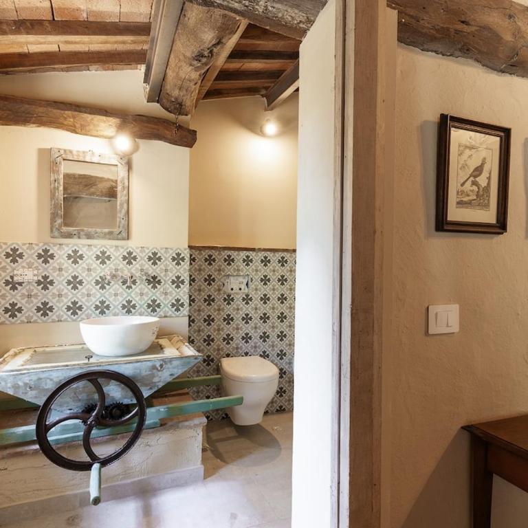 Borgo sulla Visona 7 camere piscina Lucca Toscana - Casa con 7 Camere da Letto - 58