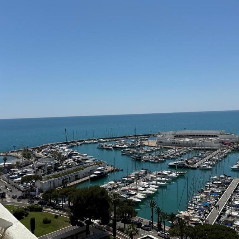Le Ducal - Two-Bedroom Apartment with Sea View - 36