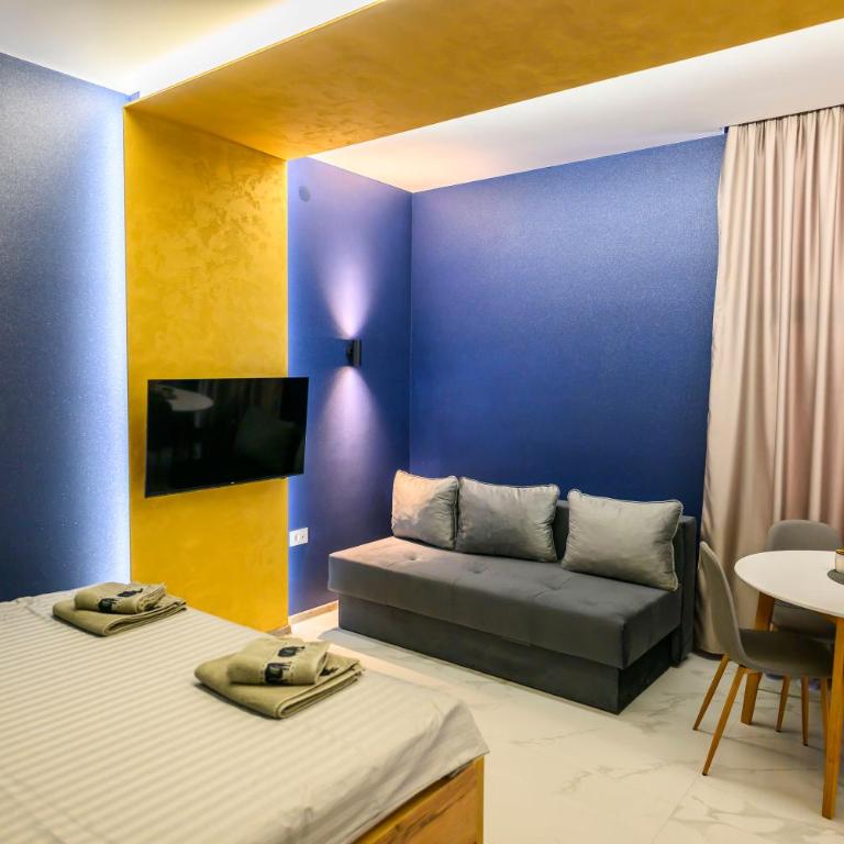 Tanja Lux - One-Bedroom Apartment - 2