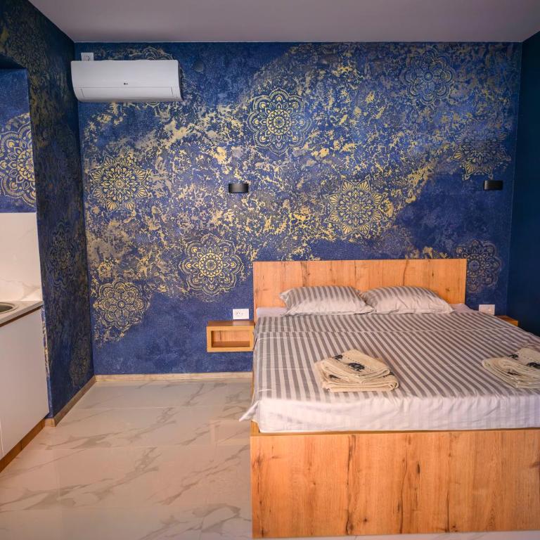 Tanja Lux - One-Bedroom Apartment - 11