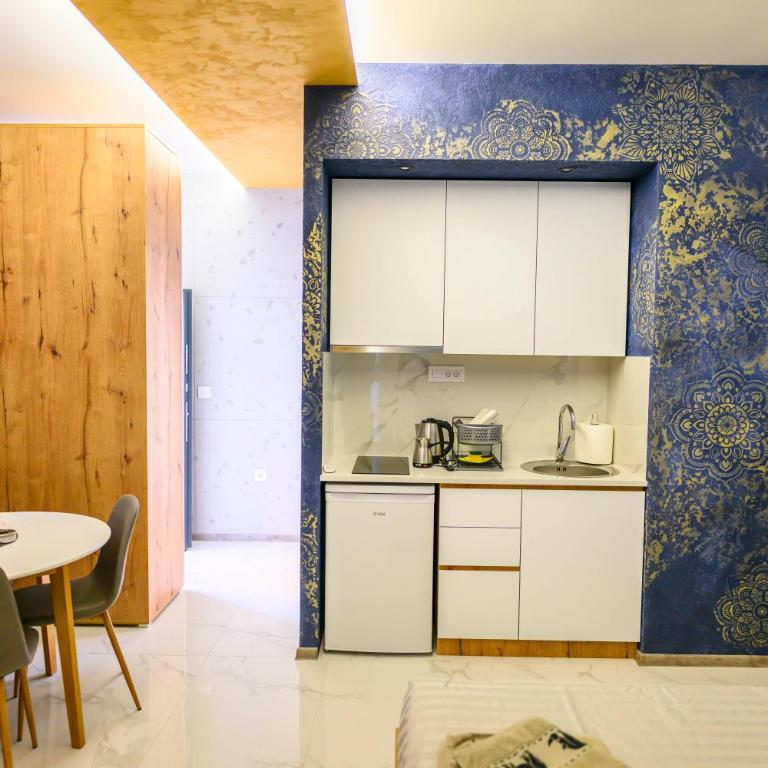 Tanja Lux - One-Bedroom Apartment - 20
