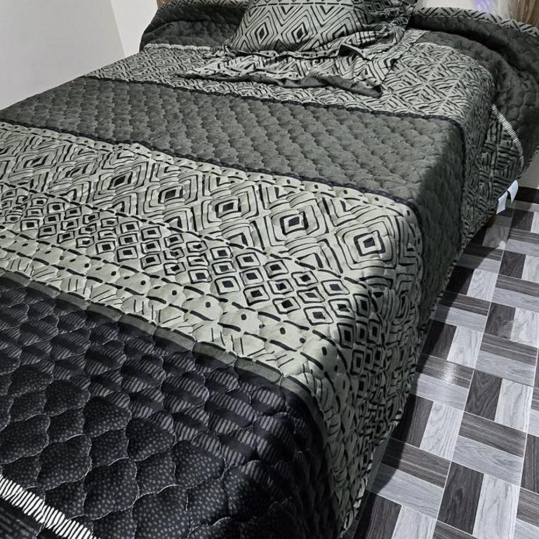 CLUB 33 FIT Hotel Gym - Habitación Doble con baño privado - 5