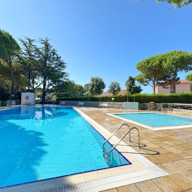 Blu Mare Piscina Spiaggia Giardino e Centro - Appartamento con 1 Camera da Letto e con Giardino - 1