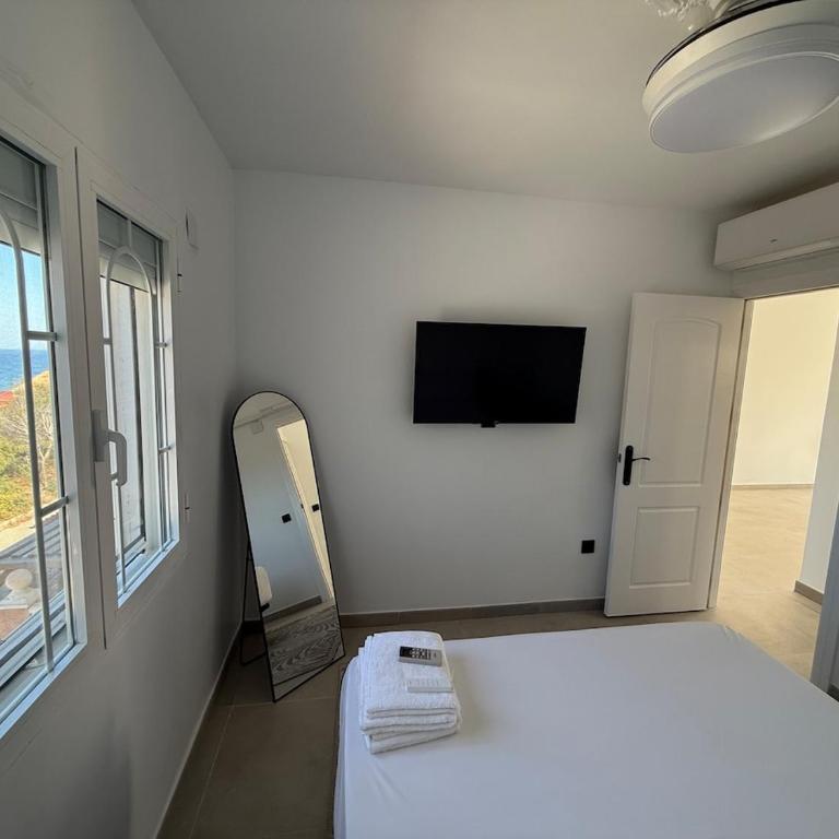 Villa para 12 personas en Santa Pola, frente a isla Tabarca - Four-Bedroom Vacation Home - 46