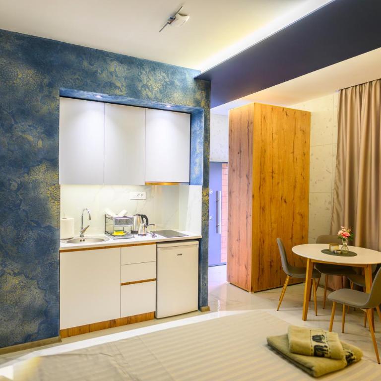 Tanja Lux - One-Bedroom Apartment - 30