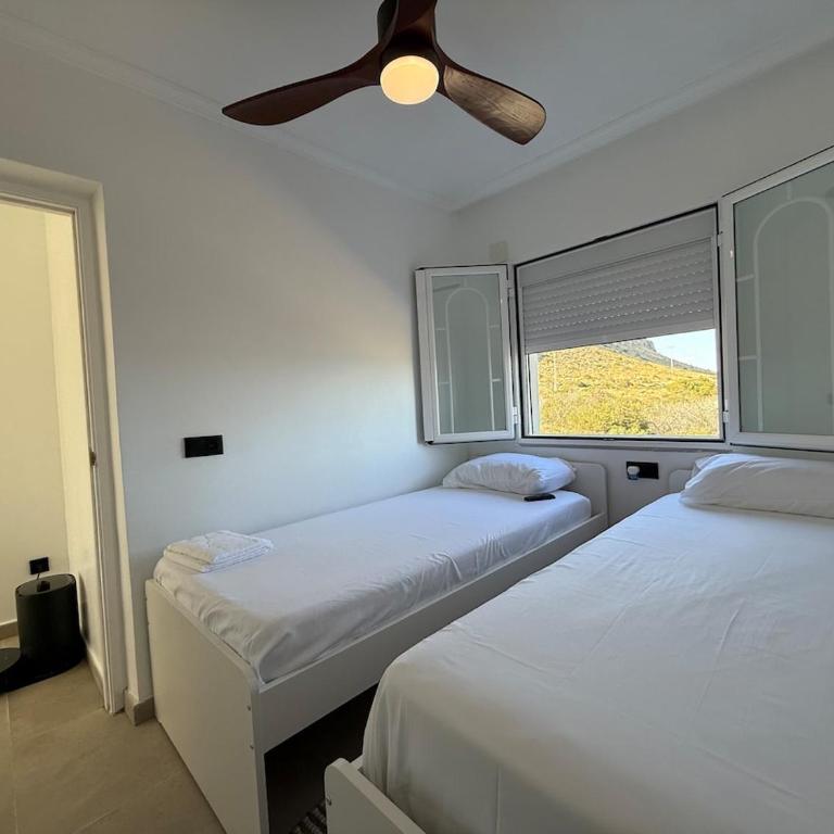 Villa para 12 personas en Santa Pola, frente a isla Tabarca - Four-Bedroom Vacation Home - 71