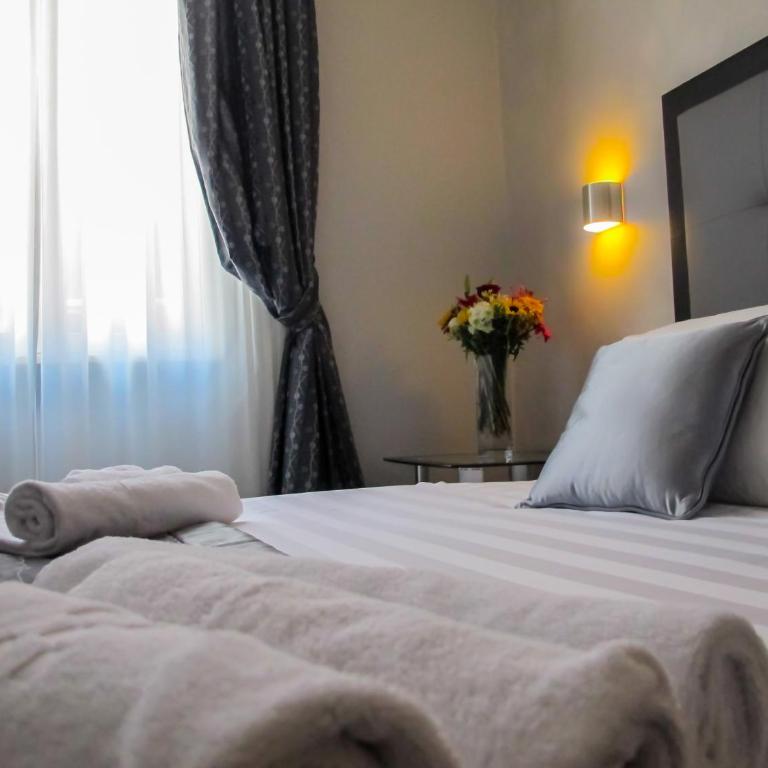 Roma Veneto Relais - Suite con Vasca Idromassaggio - 12