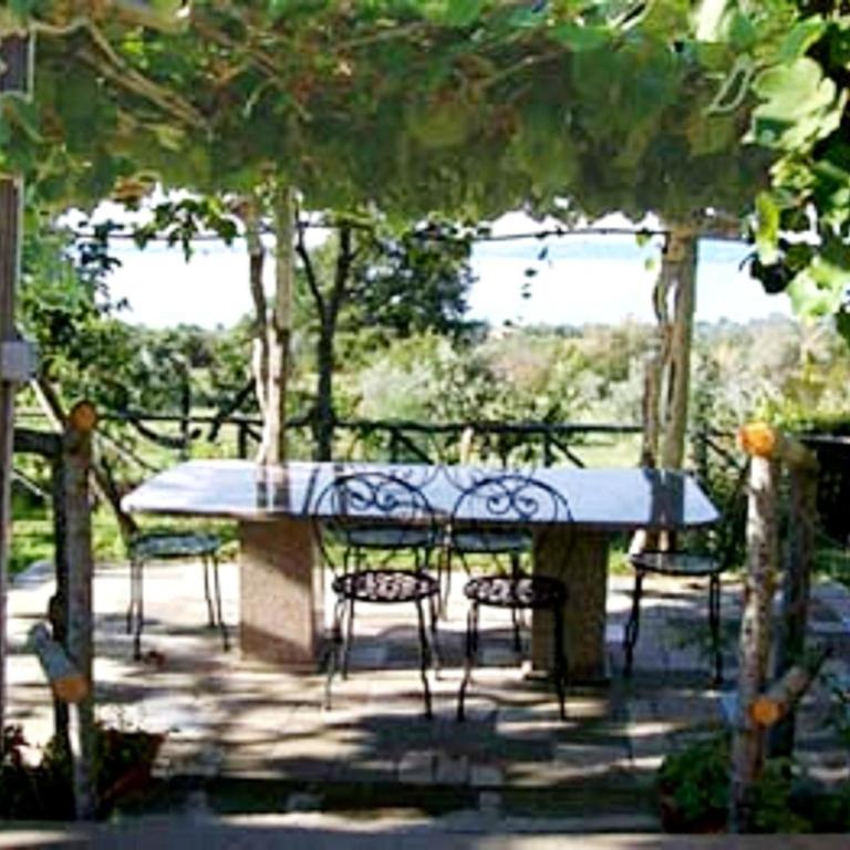 Rustic country house with a view of Lake Bolsena - Casa Vacanza con 6 Camere da Letto - 33