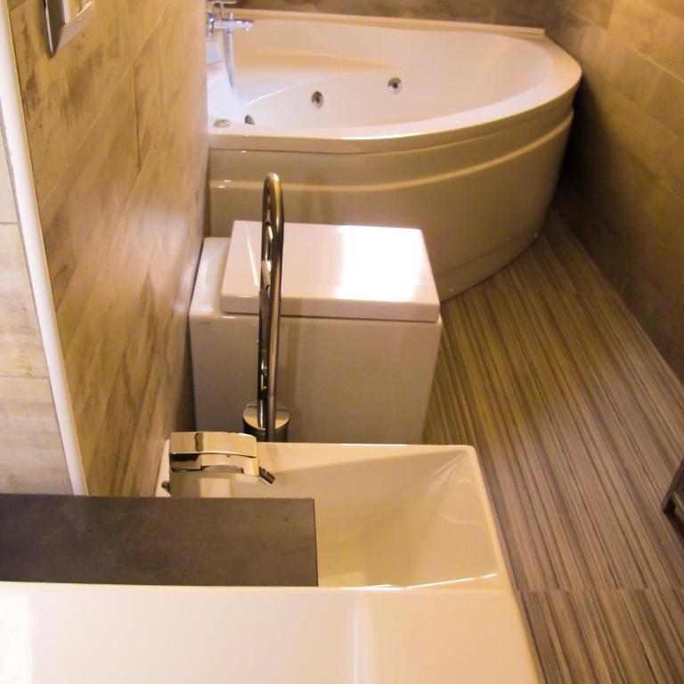 Roma Veneto Relais - Suite con Vasca Idromassaggio - 19