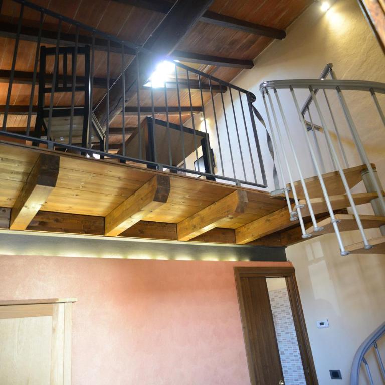 Agriturismo Corte Acconi - Camera Matrimoniale su 2 Livelli - 3