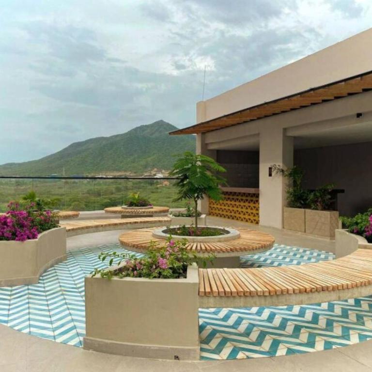 Apto Piso 11 Vista al Mar y la Sierra en la Mejor Zona de Pozos Colorados - Superior Apartment with Balcony - 29