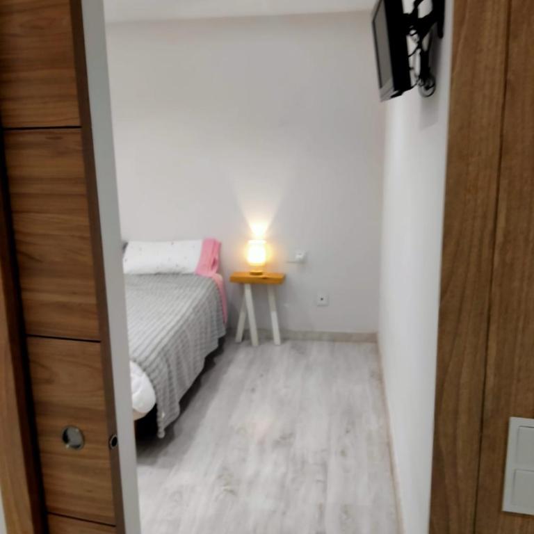 Excelente ubicacion - One-Bedroom Apartment - 10