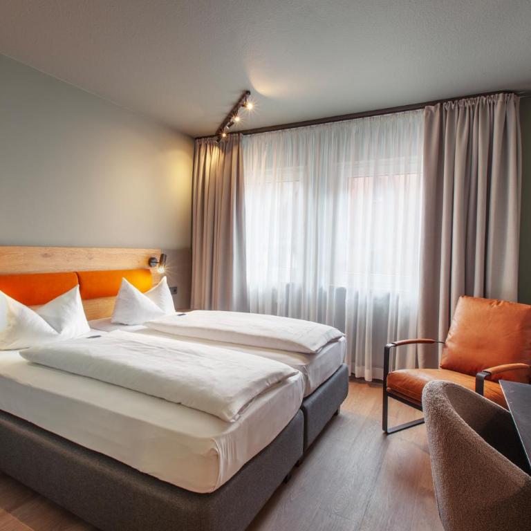Hotel am Jakobsmarkt - Standard Doppelzimmer - 8