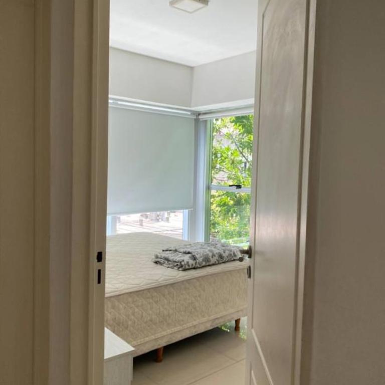 A beautiful apartment full of natural light - One-Bedroom Apartment - 10