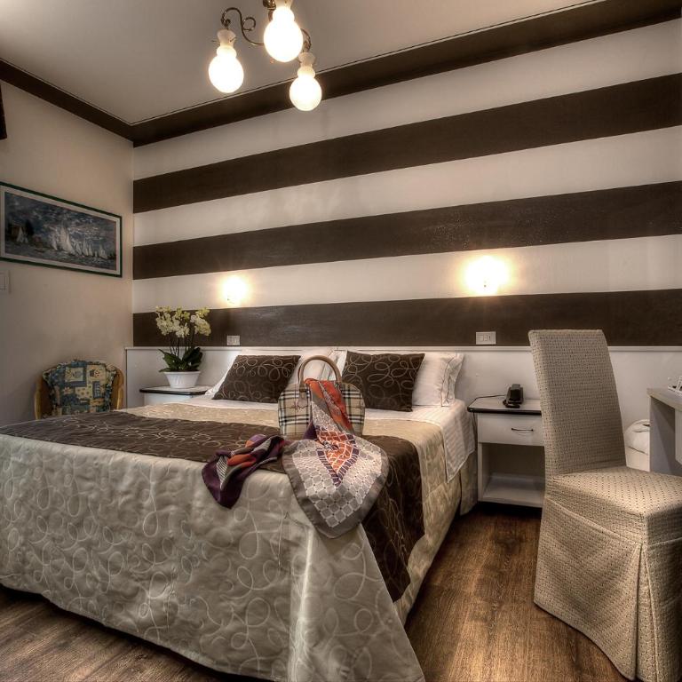 Hotel Ca' D'Oro Tre Stelle Superior Adults only - Camera Matrimoniale Standard - 1