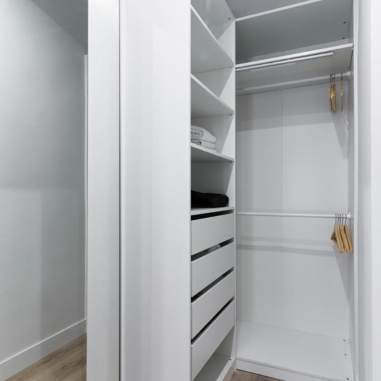 Luz y diseño en Malasaña, Piso céntrico y nuevo - Apartment mit 2 Schlafzimmern - 13