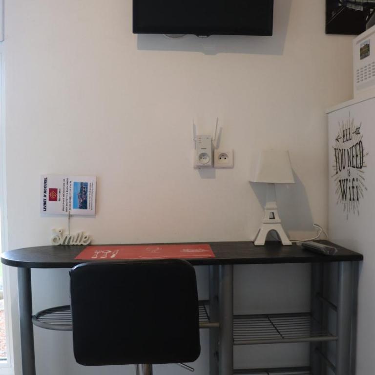 Studio indépendant université ALBI Parking - Appartamento con 1 Camera da Letto - 25