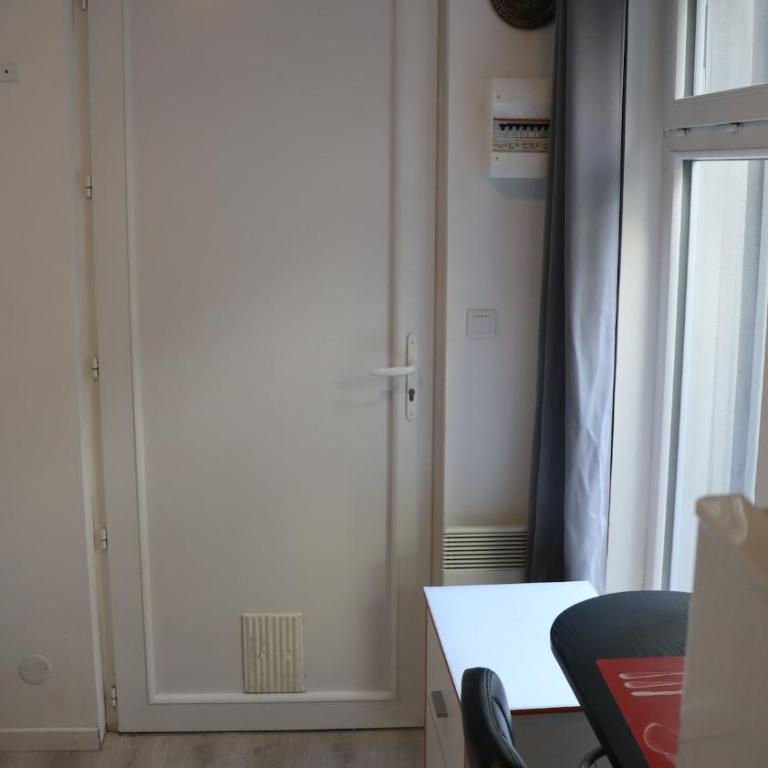 Studio indépendant université ALBI Parking - Appartamento con 1 Camera da Letto - 26