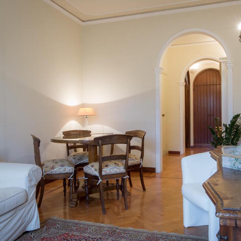 Charming Suite Ponte Vecchio - Appartamento con 2 Camere da Letto - 12