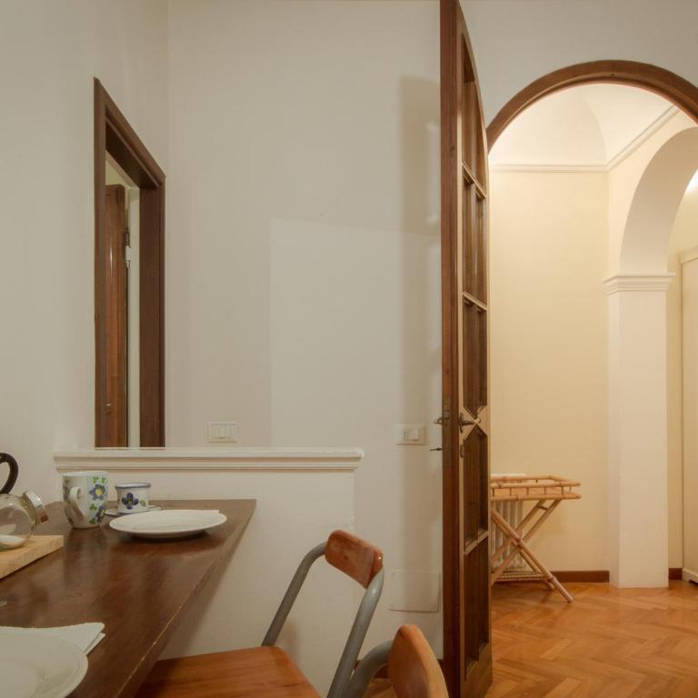 Charming Suite Ponte Vecchio - Appartamento con 2 Camere da Letto - 20