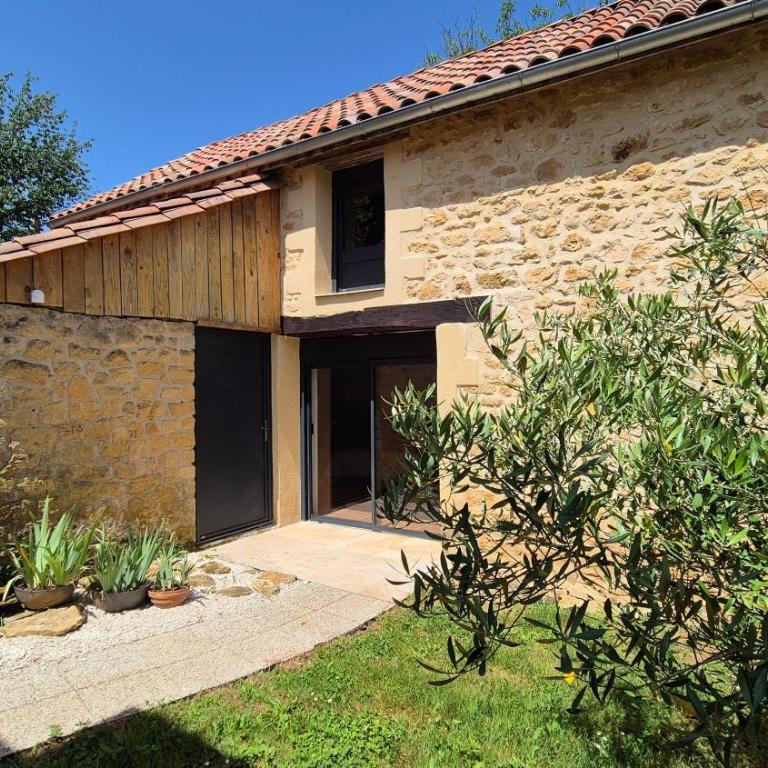 Le Loft Sarladais à 2 km du centre-ville de Sarlat - Casa - 1