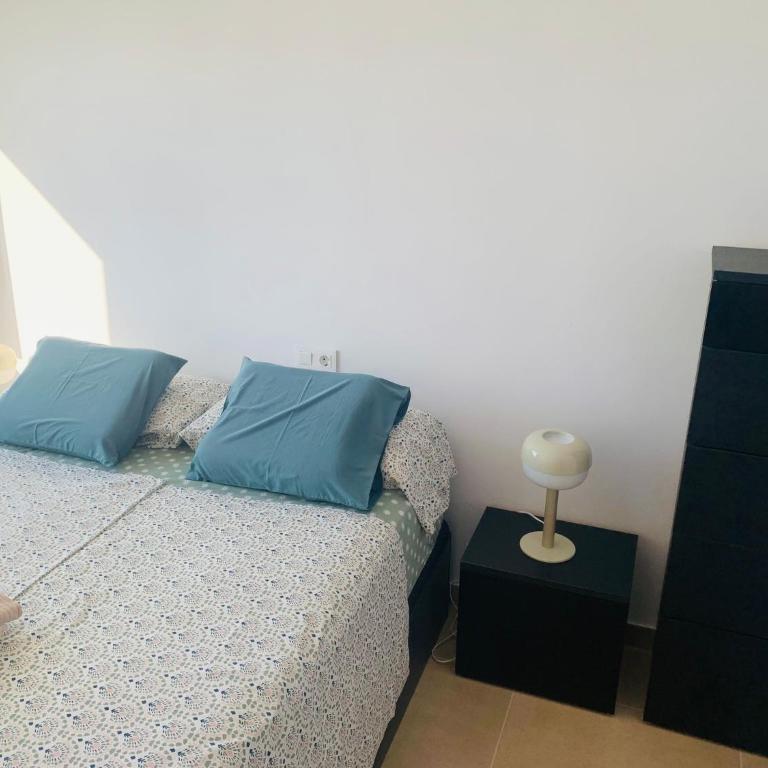 Beach Sea View Apartment - Three-Bedroom Apartment with Ocean View - 9