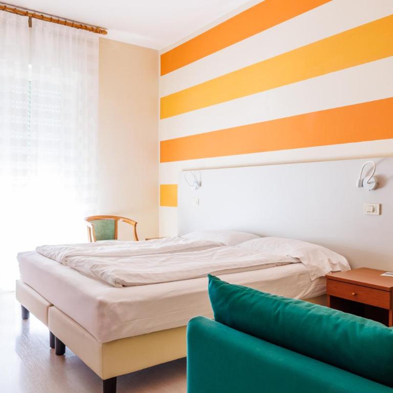 Hotel Paradiso - Double or Twin Room with Balcony - 1
