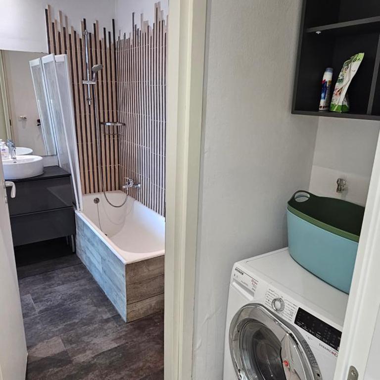 Suite Rivabella Rimini - Appartamento Superior con 2 Camere da Letto - 3