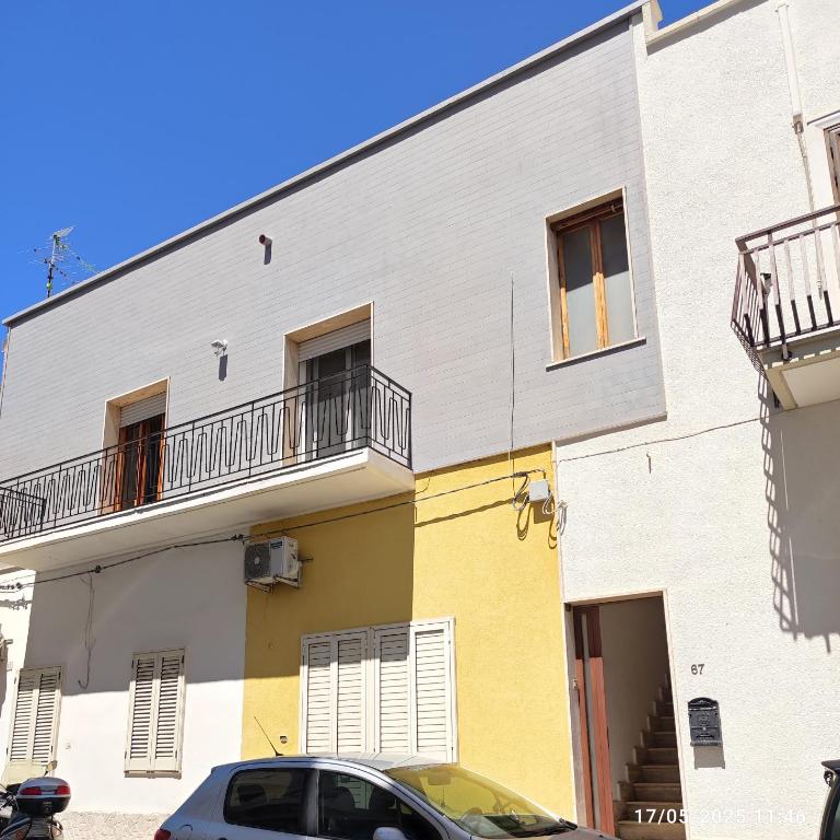 Casa vacanza Consolata e Mimmo - Two-Bedroom Deluxe Apartment with Balcony - 9