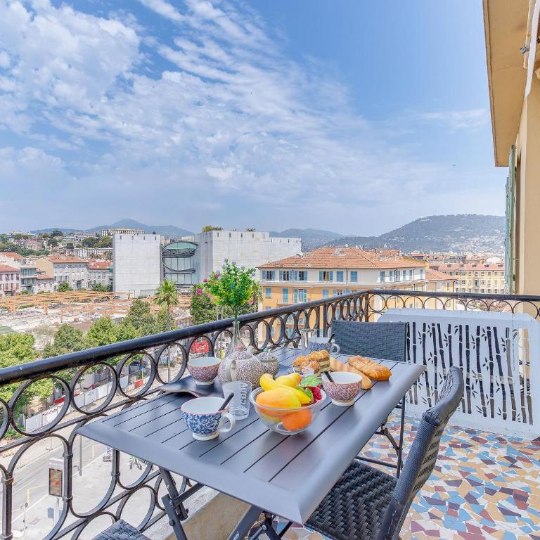 LE PAIROLIERE AP4461 by Riviera Holiday Homes - Appartement avec Balcon - 2