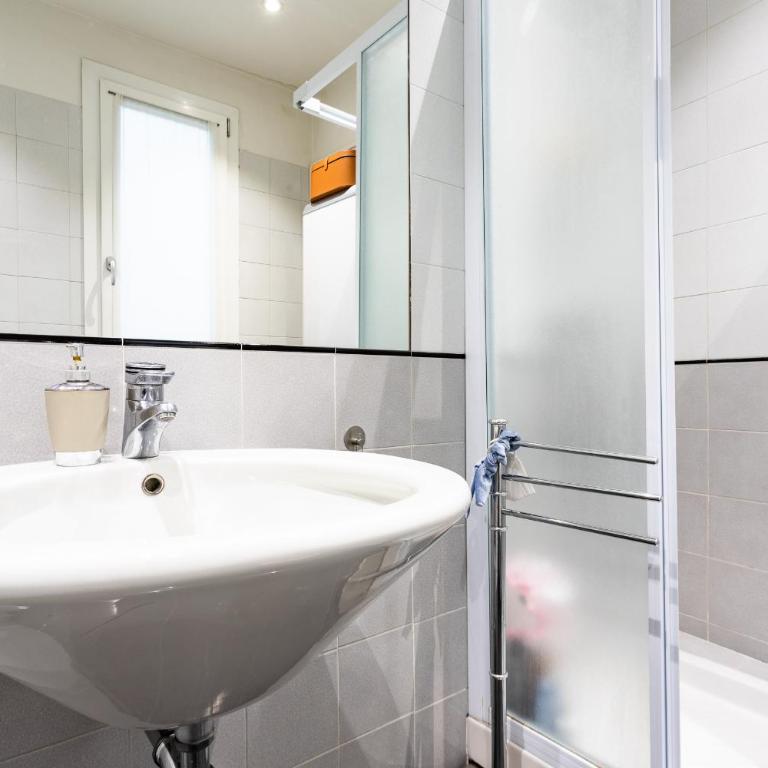 Suite Santa Eufemia 2 - VICINO ARENA - Appartamento con 1 Camera da Letto - 13