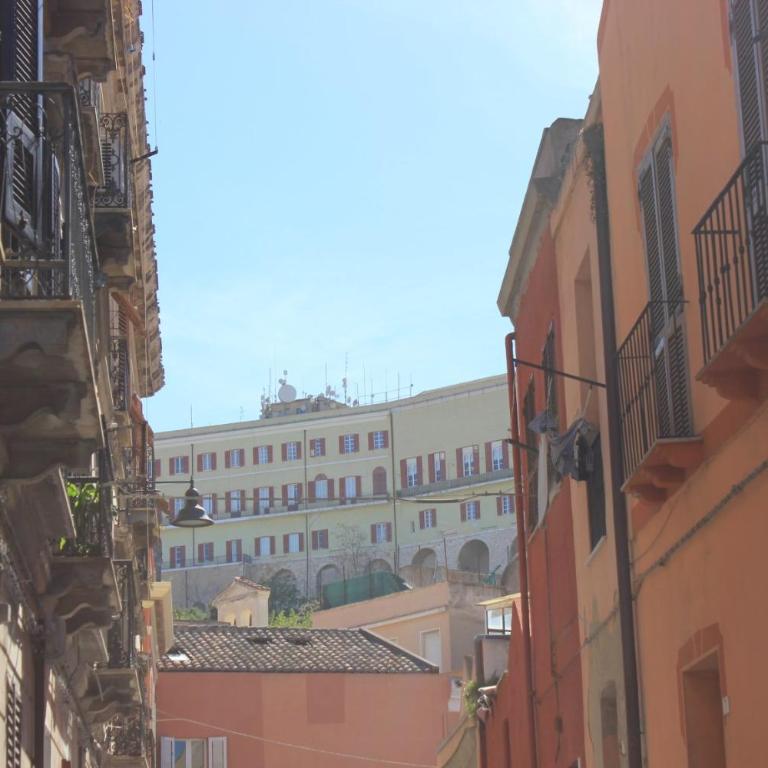 AD Villanova Cagliari - Appartamento Standard - 1