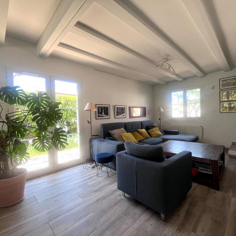 Villa avec piscine à 15min des plages - Villa - 5