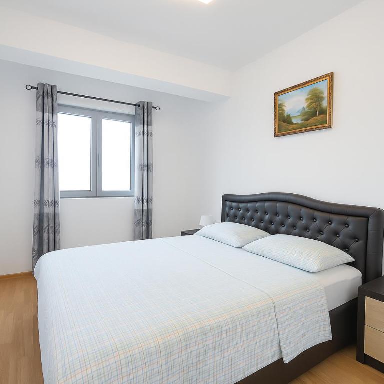 ADELISA COMFORT APARTMENTS - Near Slovenska Beach BUDVA - One-Bedroom Apartment - 2