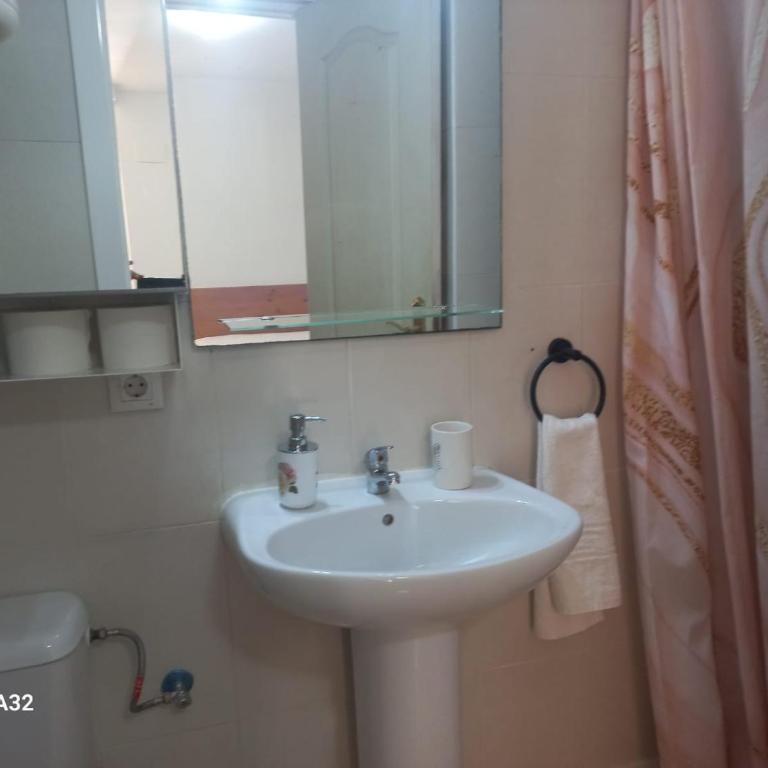 Las Torres Apartament - One-Bedroom Apartment - 8