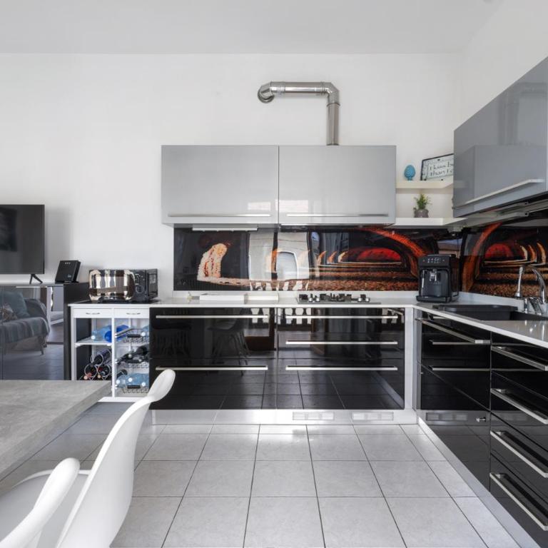 Casa Mo - Appartamento con 2 Camere da Letto - 11