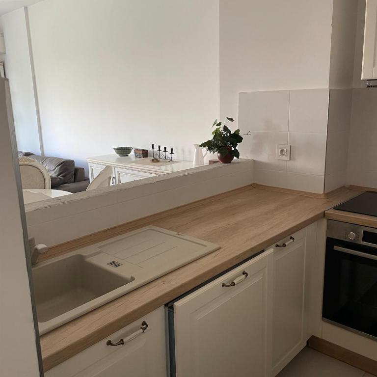 mir i harmonija - One-Bedroom Apartment - 39