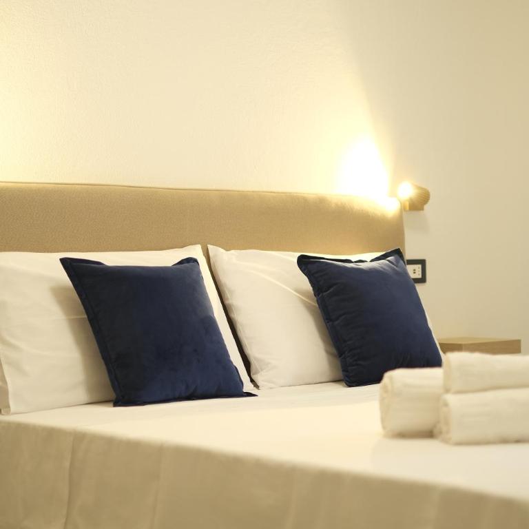 Marephis Rooms - Alghero - Camera Matrimoniale Deluxe con Balcone - 2