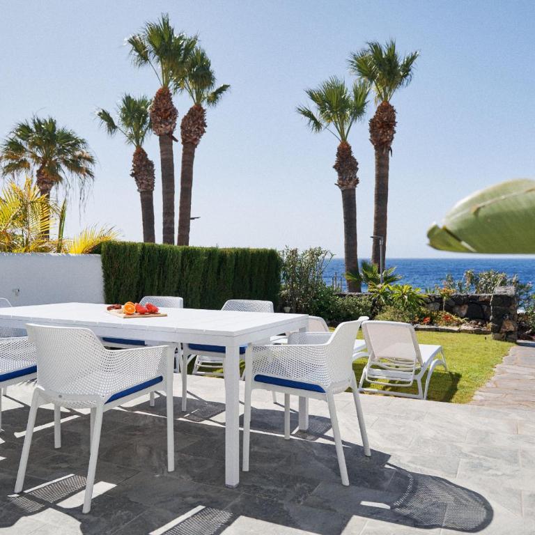 Bright oceanfront bungalow, views, garden, coastal - Bungalow - Frente al agua - 12