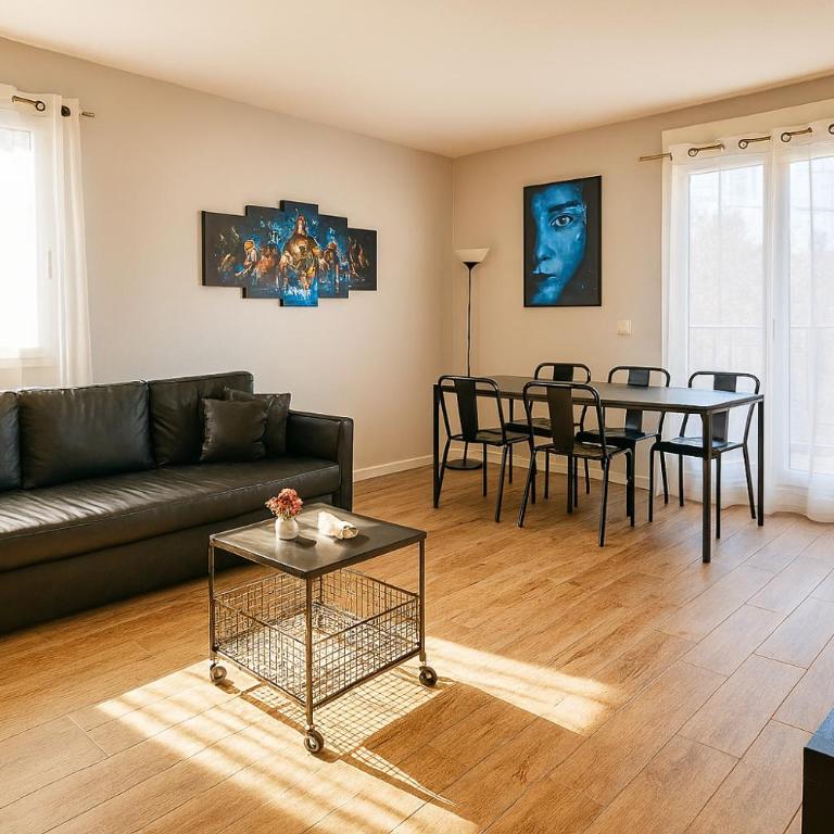 Disneyland Paris 70m² face Parc, place Ariane - Appartamento con 2 Camere da Letto - 37