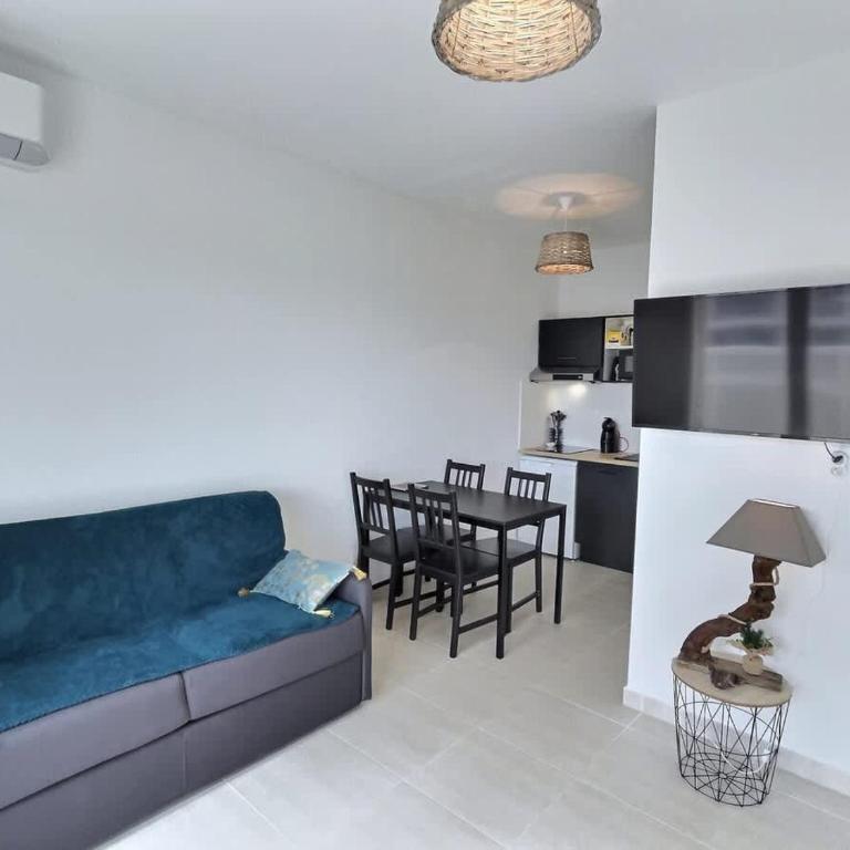 Loggia Verde -charming studio 450m from sea in a s - Monolocale - 3