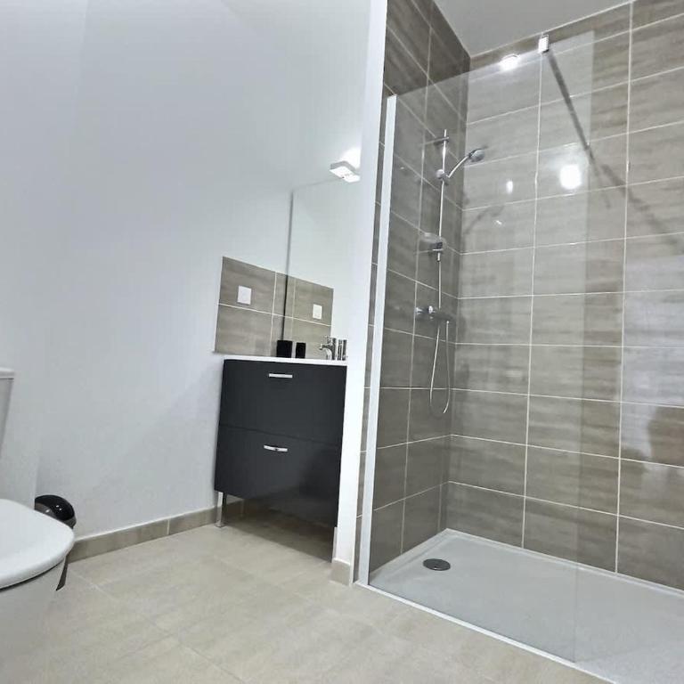 Loggia Verde -charming studio 450m from sea in a s - Monolocale - 9