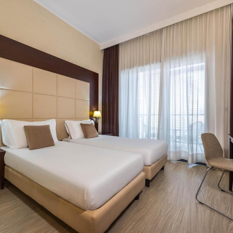 iH Hotels Milano Watt 13 - Camera Superior Doppia con Letti Singoli - 4