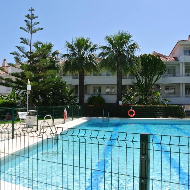 Apt Acogedor con Piscina en Fuengirola - Apartamento de 1 dormitorio - 24