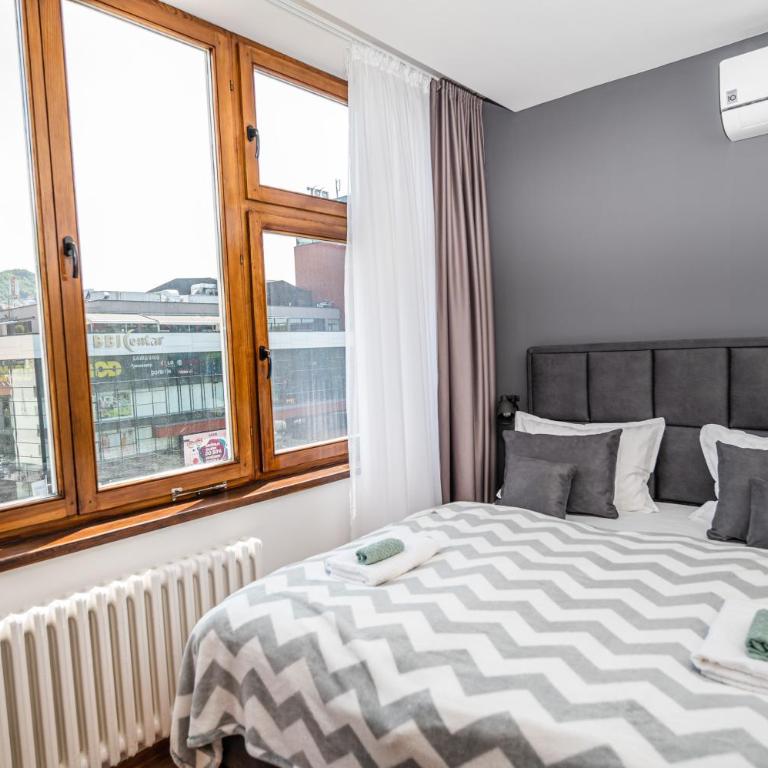 Design Duplex - Main Street View - Two-Bedroom Apartment - 3