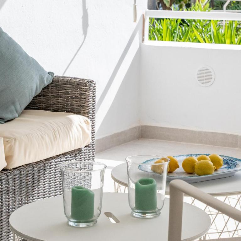 Renovated 2 Bedroom Apartment 5 Min Walk to the Beach - Apartamento de 2 dormitorios - 19