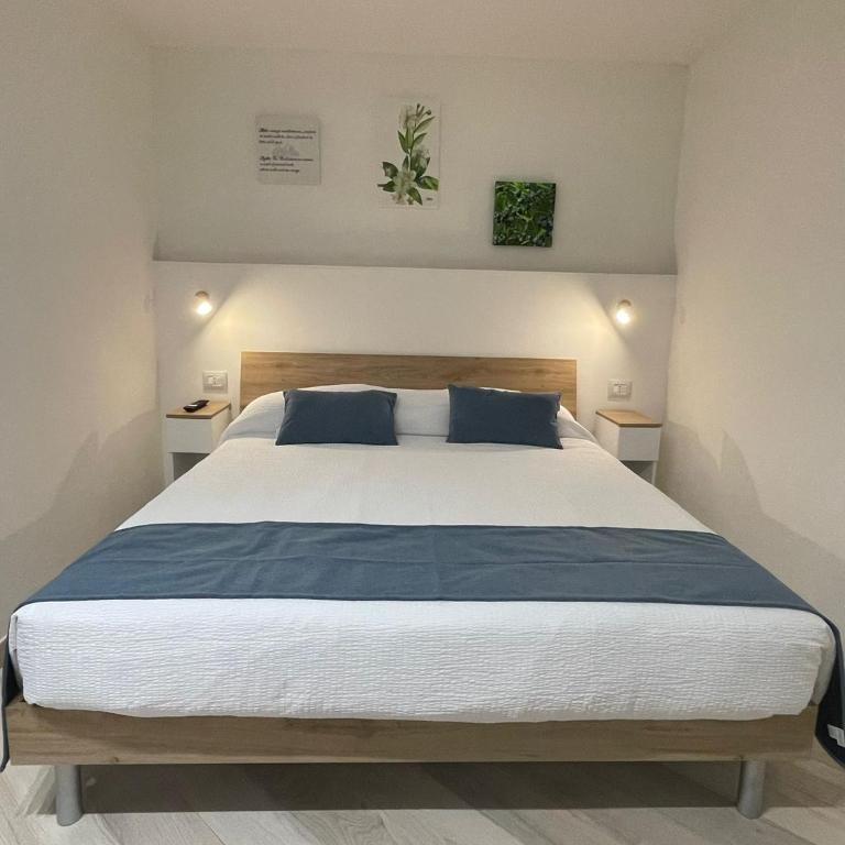 B&B Dimora Mediterranea - La Maddalena - Camera Matrimoniale con Bagno Privato - 11