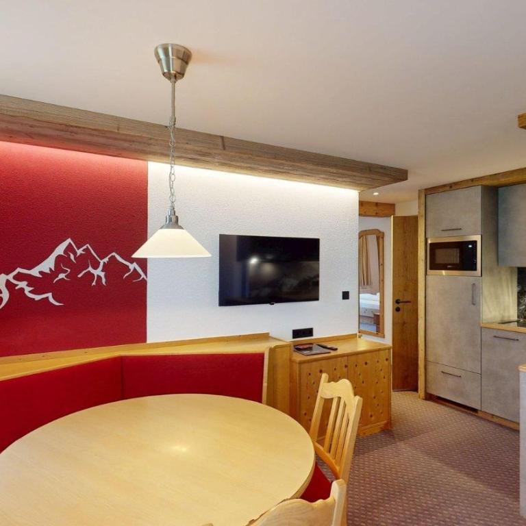 Hotel - Restaurant - Sonnblick - Deluxe Familienzimmer - 3