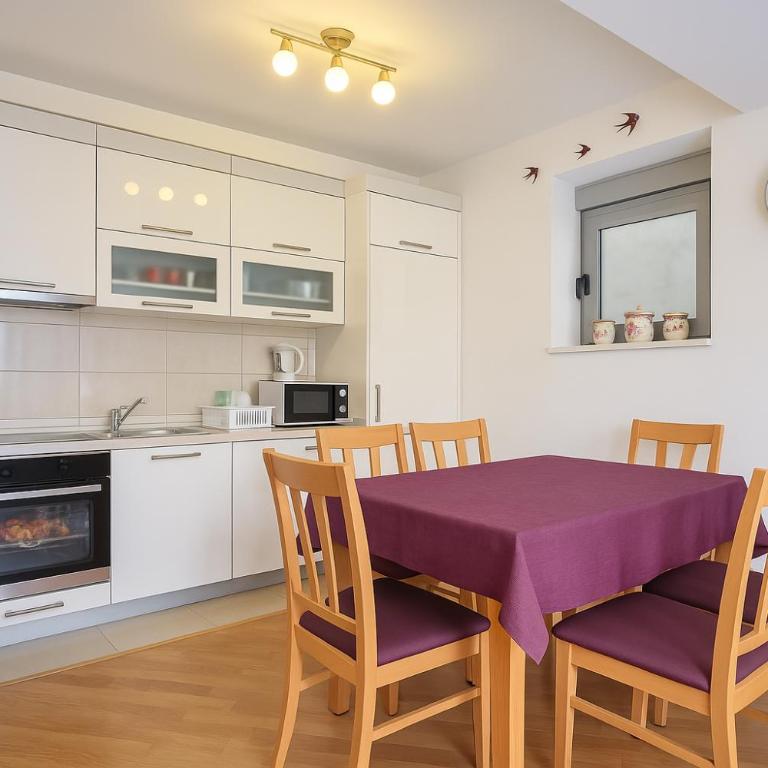 ADELISA COMFORT APARTMENTS - Near Slovenska Beach BUDVA - One-Bedroom Apartment - 4